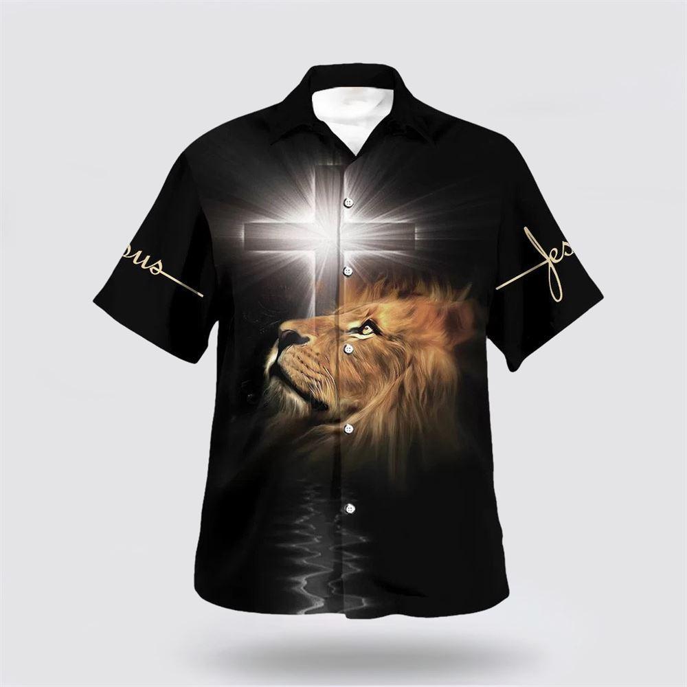 The Light Shines In The Darkness Lion Cross Hawaiian Shirts - Gifts For Christian Families